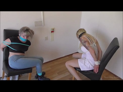 ❤️ Ferslave / fêstbûn en gagged / famke yn need ️ Anale fideo by ús fy.hentaidude.ru