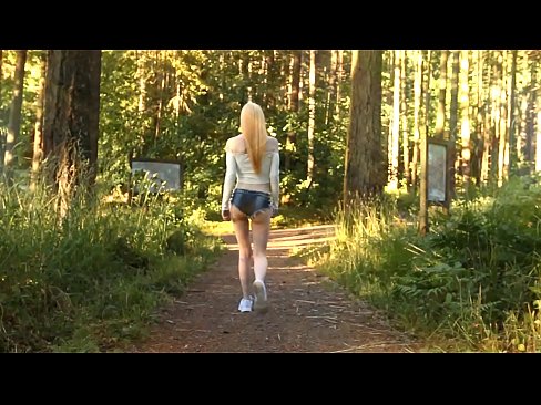 ❤️ Moaie frou beweecht stadich, net neaken video ️ Anale fideo by ús fy.hentaidude.ru